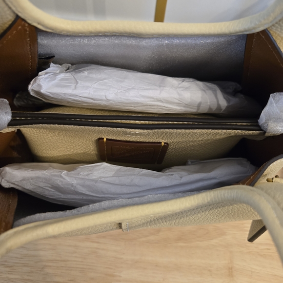 Coach Lana Shoulder Bag 23 – Moonlight NWT - Picture 3 of 5